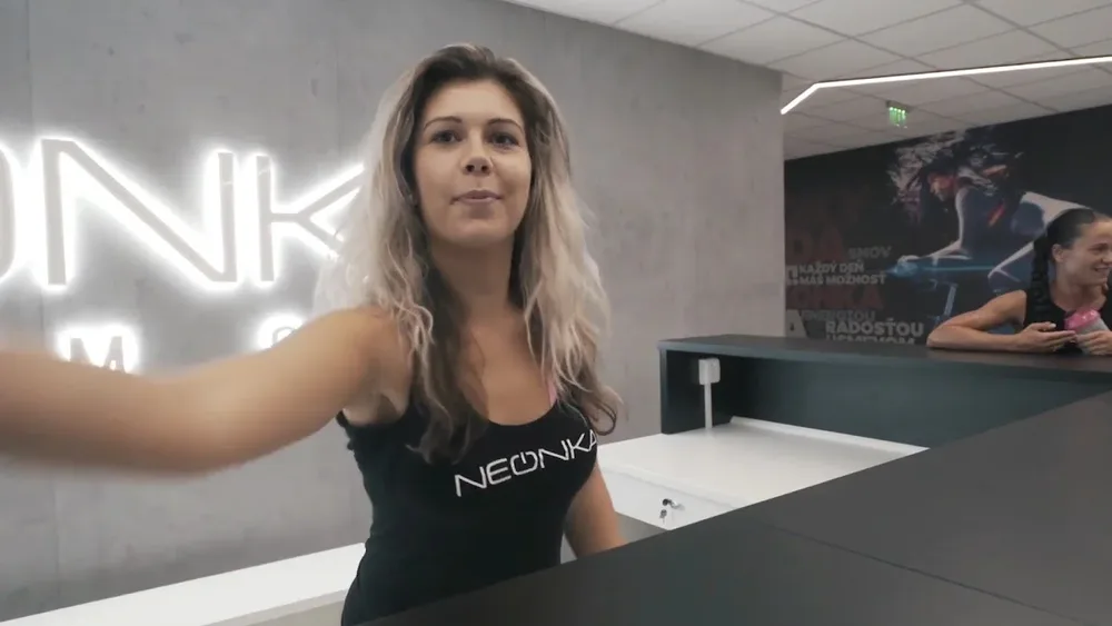 NEONKA Premium Club - OC Optima